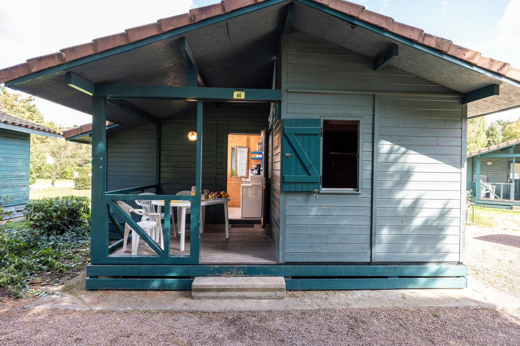 Camping Le Lac Des Sapins Cublize Exterior photo
